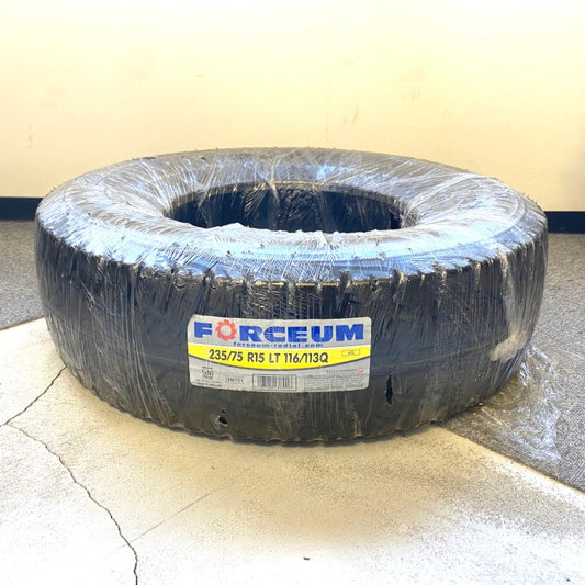 FORCEUM　タイヤ　235/75 R15 LT116/113Q