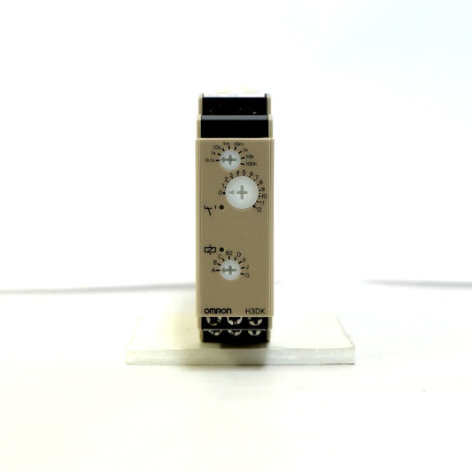 オムロン　ソリッドステートタイマ　H3DK-M1 AC/DC24-240