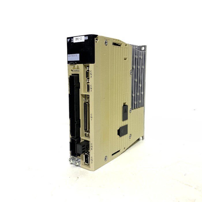 安川電機　サーボパック　SGDV-R90A01B