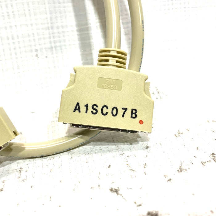 三菱電機　バスケーブル　A1SC07B