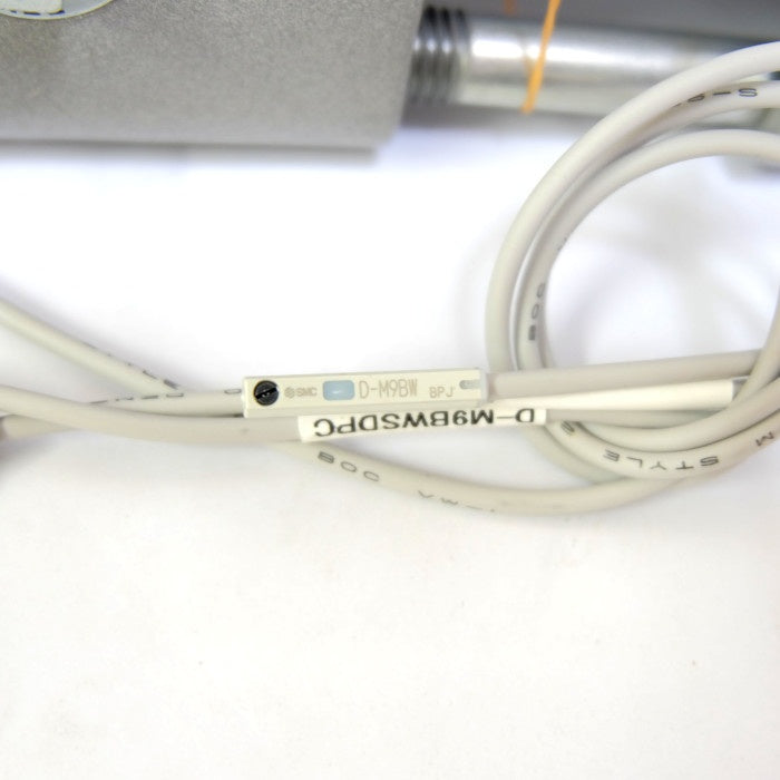 SMC　ロック付シリンダ　CDNA2F80-25-D-M9BWSDPC
