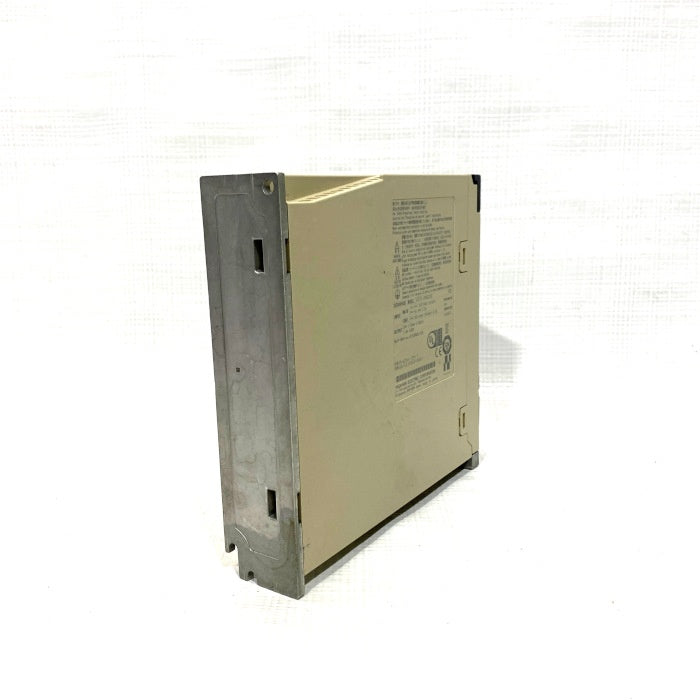 安川電機　サーボパック　SGD7S-2R8A20A