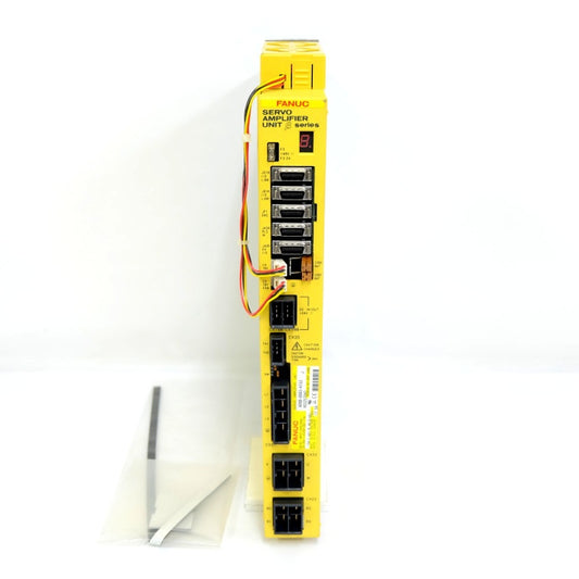 ファナック　アンプ　A06B-6093-H153
