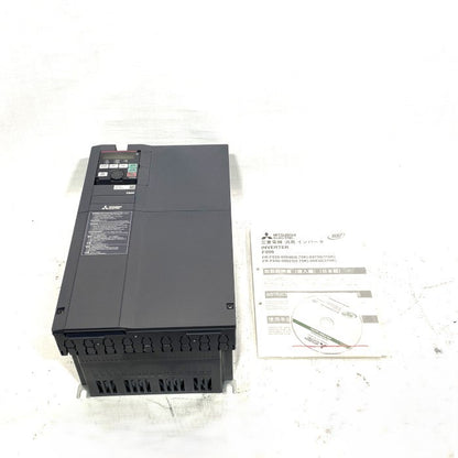 三菱電機　インバーター　FR-F820-22K-1