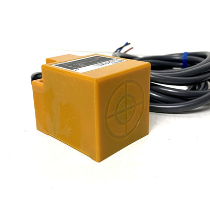 オムロン　近接スイッチ　TL-N20ME1