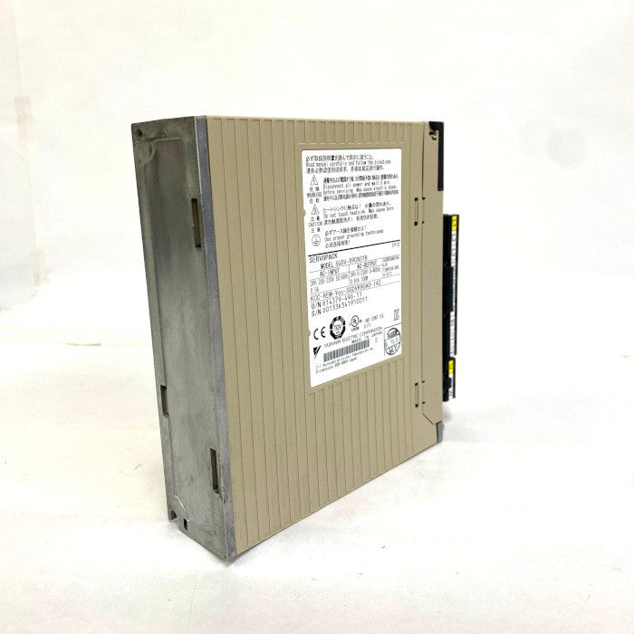 安川電機　アナログ電圧・パルス列指令形サーボパック　SGDV-R90A01B