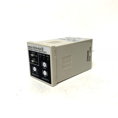 オムロン　光電センサー　E2CA-AL4D