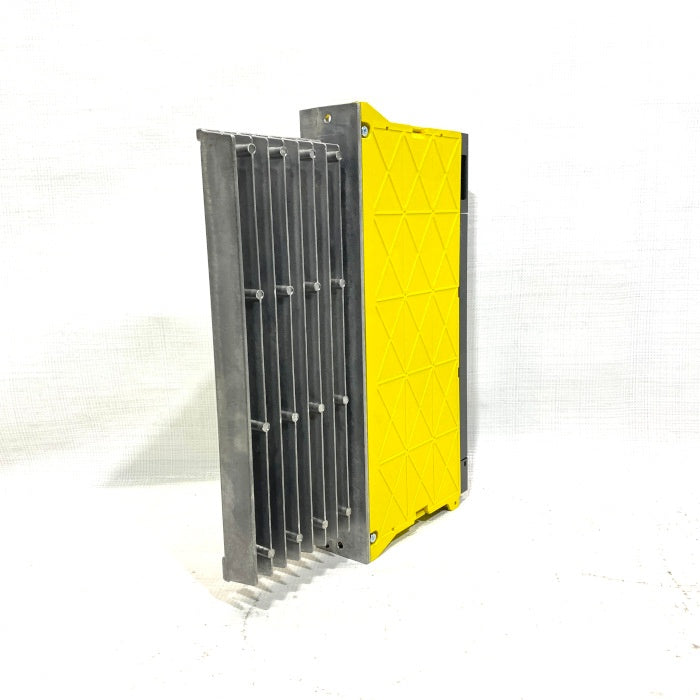 ファナック　スピンドルアンプ　A06B-6102-H202#H520