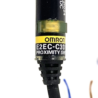 オムロン　近接スイッチ　E2EC-C3D1 2M