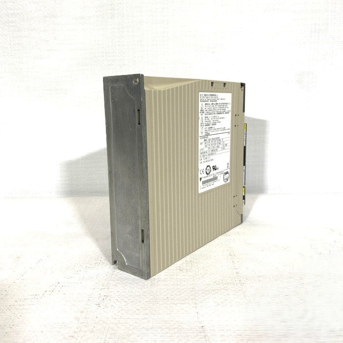 安川電機　サーボパック　　SGDV-2R8A01A002000