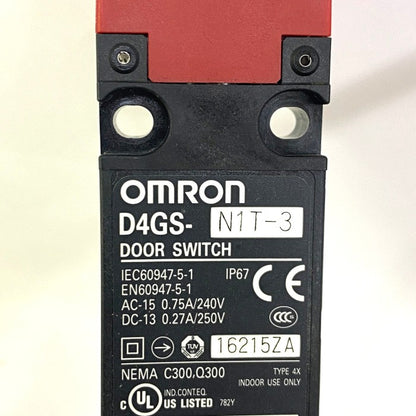 オムロン　スリムタイプセーフティドアスイッチ 　D4GS-N1T-3