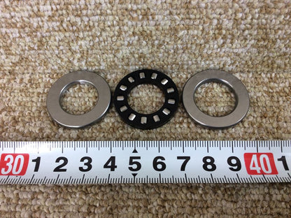 スラストベアリング　81103T2　２個セット