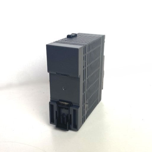 キーエンス　AC電源ユニット　KV-U7