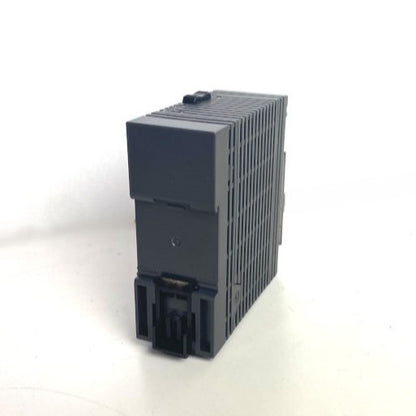 キーエンス　AC電源ユニット　KV-U7