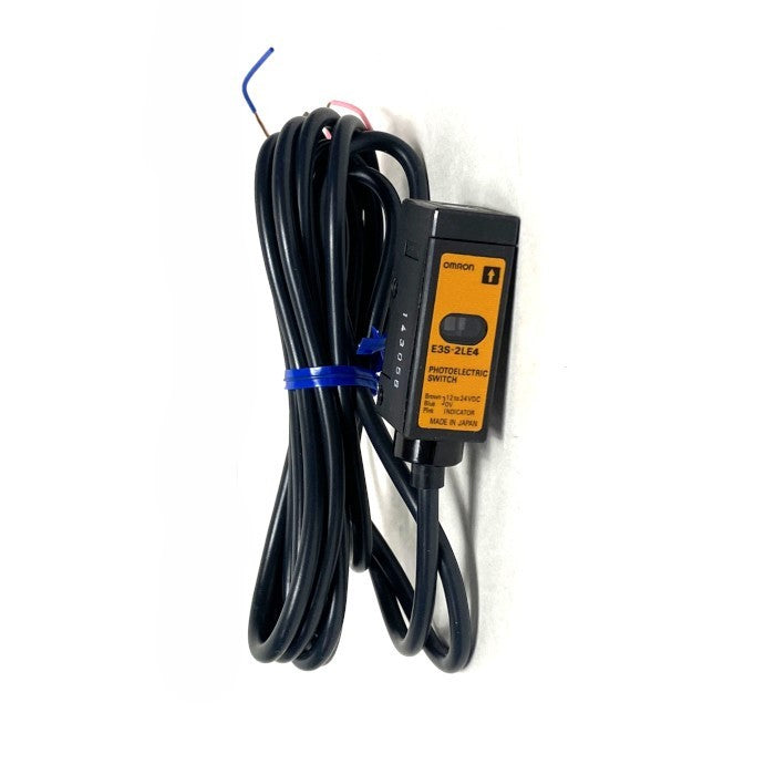 オムロン　光電スイッチ　E3S-2LE4