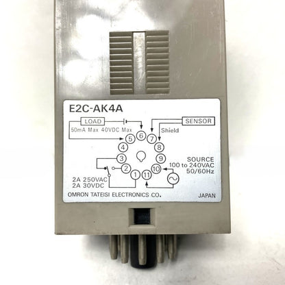 オムロン　センサーアンプ　E2C-AK4A
