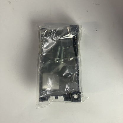 富士電機　インバータ　FRN0.75E1S-4J
