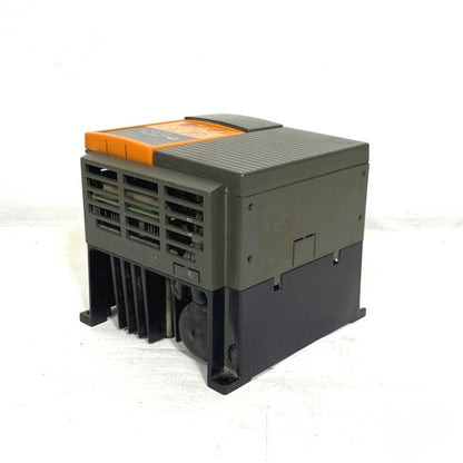 富士電機　インバーター　FVR015E7S-2